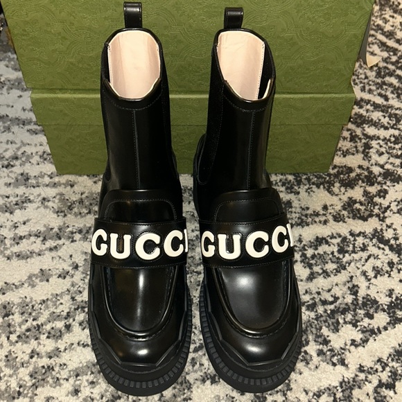 Gucci 60mm Logo Lettering Leather Boots - Picture 9 of 14
